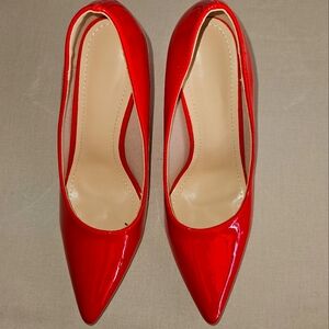 Red Stilleto Pumps Sz 40 (8)